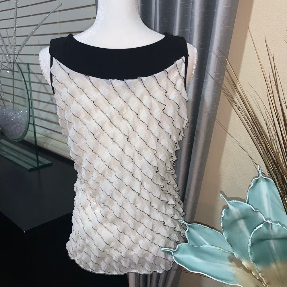 Allura white sleeveless top - Picture 6 of 14